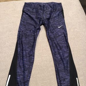 Nike crop leggings